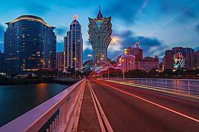 《卧龙：苍天陨落》刘备曹操孙坚介绍 三人正踏上沙场